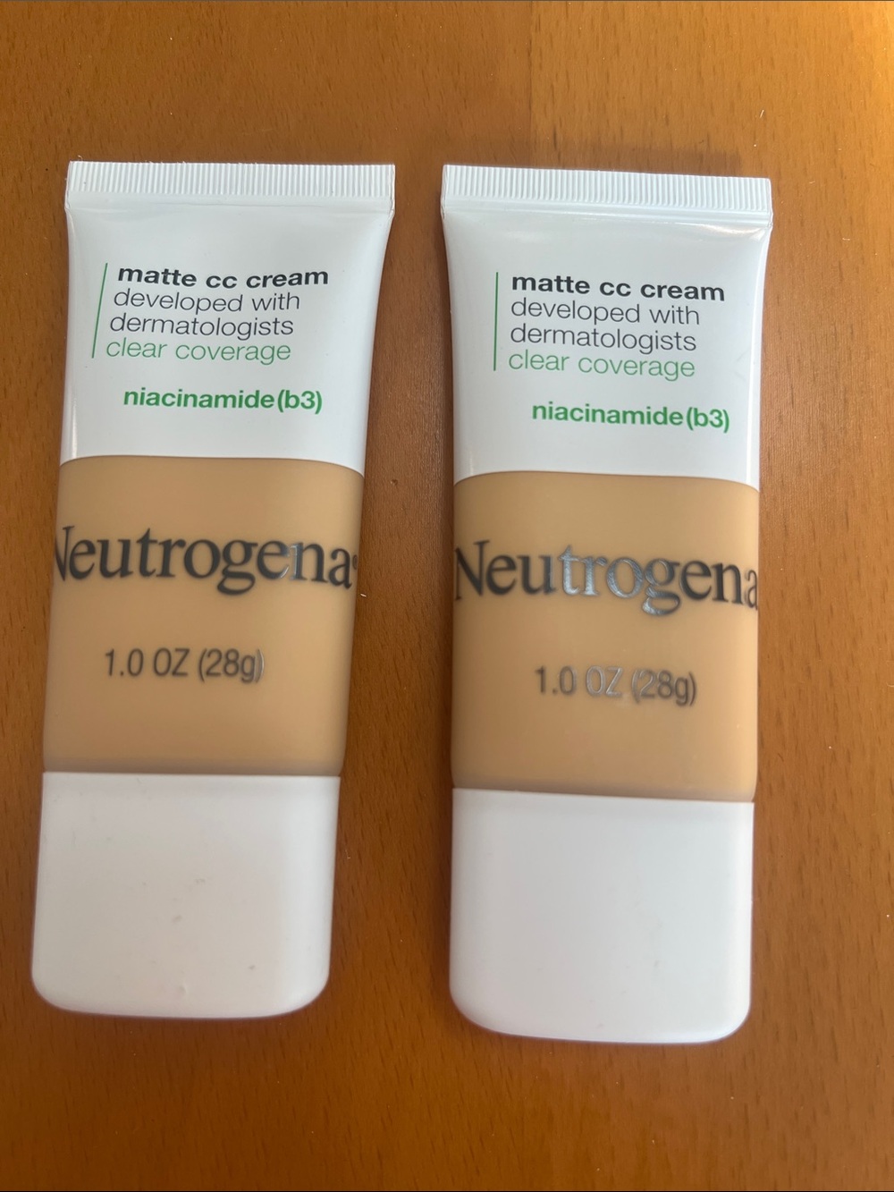 New 2PC Neutrogena Matte CC Cream - Beige Tone
